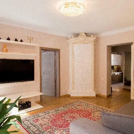 Διαμέρισμα 4 Bedroom With Parking