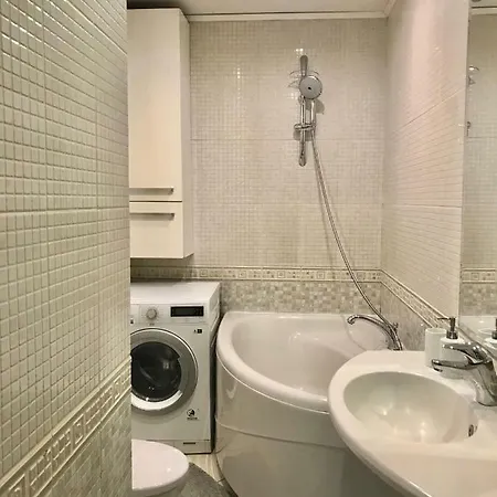 4 Bedroom With Parking Διαμέρισμα Ρίγα