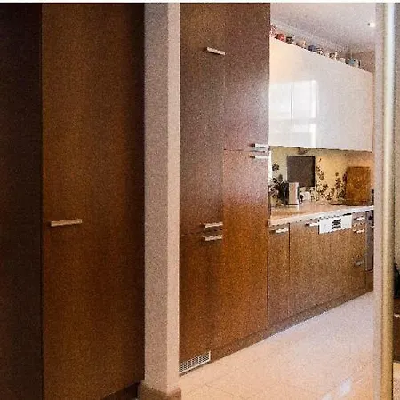 Appartement 4 Bedroom With Parking Riga
